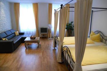 فندق Zunfthaus Zu Wirthen