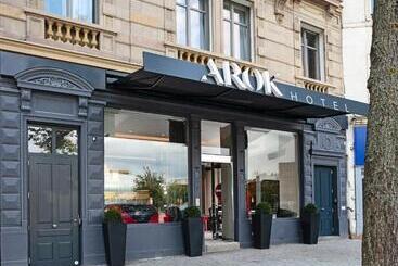 Arok Hotel