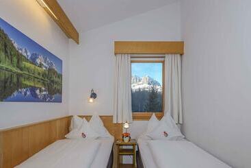 Gartenhotel Rosenhof Bei Kitzbühel