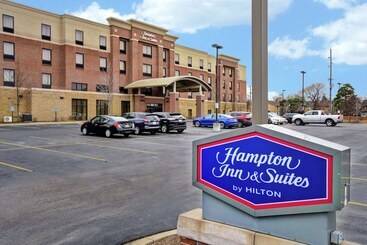 מלון דירות Hampton Inn & Suites Detroit Canton