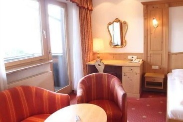 Отель Aldranser Hof