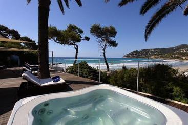 酒店 Cap Vermell Beach