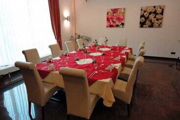 Grand Hotel Dream Main City Center