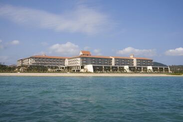 هتل Grandvrioresort Ishigakijima Ocean S Wing & Villa Garden