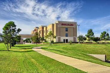 בית מלון כפרי Hampton Inn & Suites Houston Rosenberg