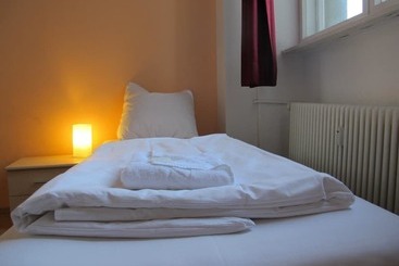 هتل Metropol Hostel Berlin