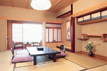 هتل Saginoyu