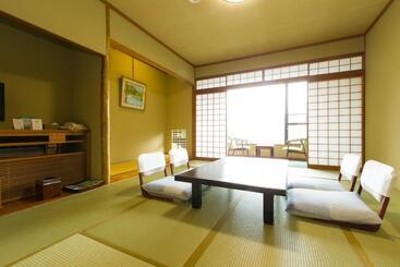 בית מלון כפרי Takahan