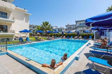 Anixis Hotel & Apartments