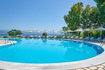 Апартаменты Chrismos Luxury Suites & Studios