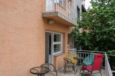 فندق Bubu Hostel