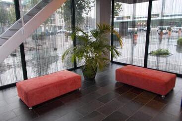 酒店 Corbie Lommel