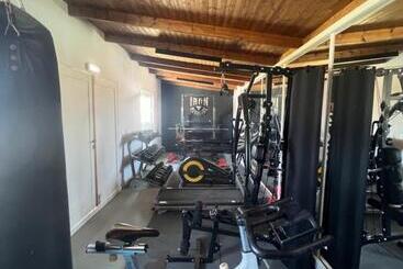 Отель Delfina Tropic Beach