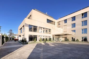 هتل Eurostars Arenas De Pinto