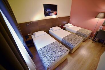 فندق Orestias Kastorias