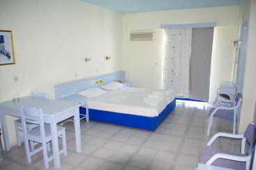 هتل Regina Studios &