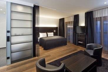 Alpenparks Hotel & Apartment Taxacher