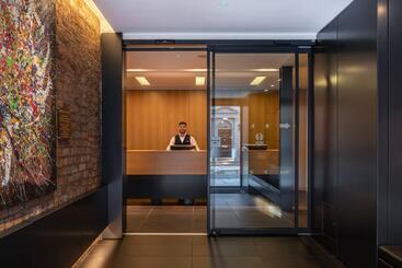 호텔 The Resident Liverpool