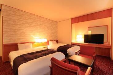 Отель Yamashiro Onsen Miyabi No Yado Kaga Hyakumangoku