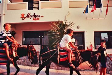 아파트호텔 Mythos Platanias