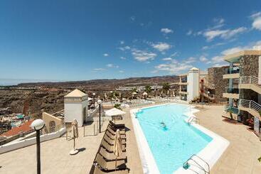 هتل آپارتمان Holiday Club Vista Amadores