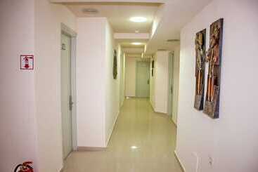 Отель Glyfada Beach