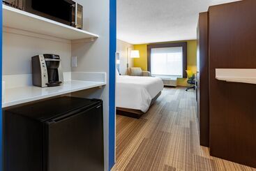 Holiday Inn Express Hotel & Suites Woodhaven, An Ihg