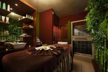 Hotel Le Palmiste Resort & Spa