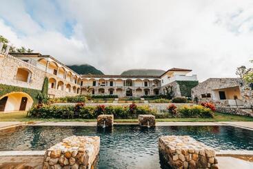 فندق Los Mandarinos Boutique  And Spa