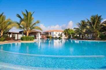 Отель Melia Tortuga Beach   All Inclusive