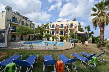 Апартаменты Milos Studios