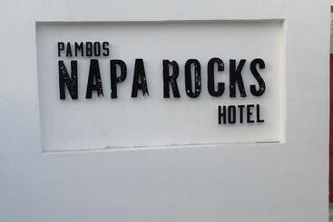 아파트 Pambos Napa Rocks Adults Only