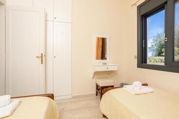 Жильё для туристов Villa Amalia