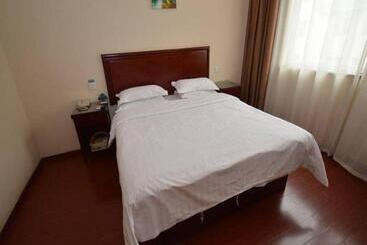 ホテル Greentree Inn Zhengzhou Shangjie District Xuchang Road Express