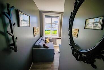 هتل Guesthouse Holl