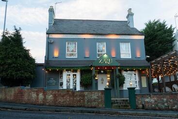 ホテル Centra Hemel