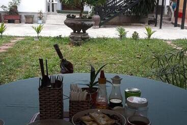 هتل Tropical Valley Homestay Villas