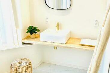 تختخواب و صبحانه Rooms & Loft De Post