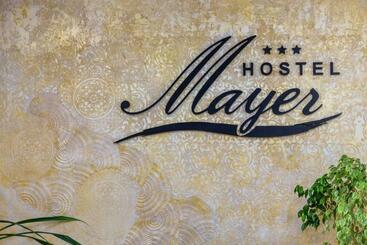 شقة فندقية Hostel Mayer Superior Veszprem