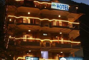 ホテル Westeros Kasol