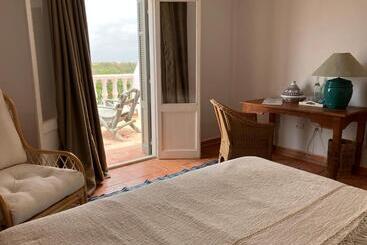 بنسيون Maison D Hote Domaine El Manar