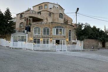 Ruins Wall &hostel  Ruins View