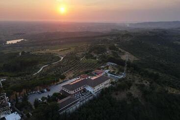 בית מלון כפרי Ardenica Boutique