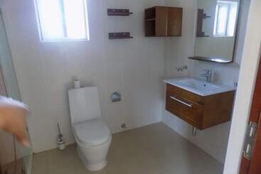 Hotel Oyo 82477 Drishyam