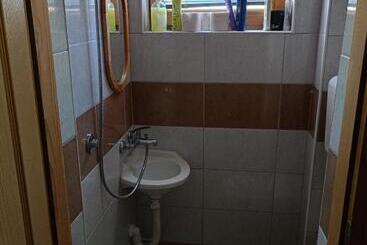 پانسیون Apartment And Roomstabašnicetuzla Centar