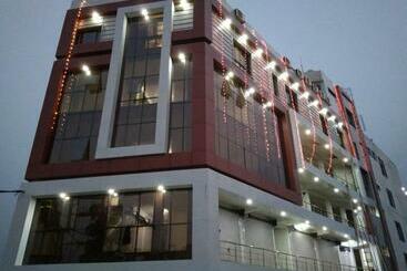 בית מלון כפרי Vinayak Palace, Hoshangabad