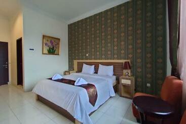 Hotel Capital O 90682  Bayu Hill