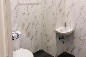 בית מלון כפרי Reddoorz Near Exit Tol Kotabaru Itera Lampung