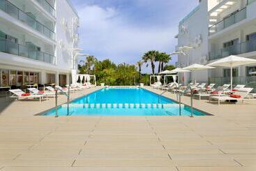 Five Flowers Hotel Formentera, Meliá Collection
