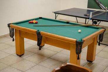 Отель Cordialle